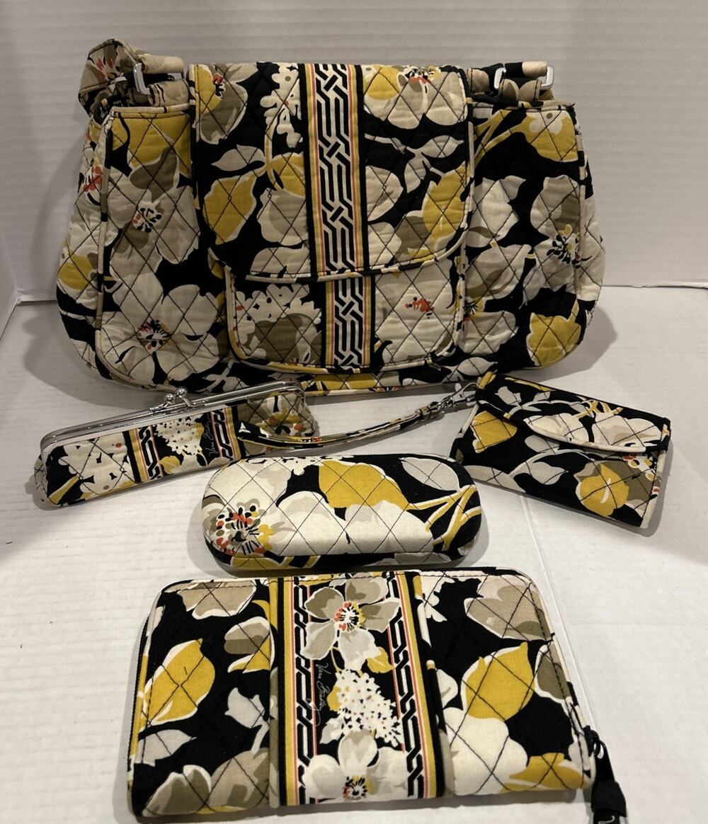 Vera Bradley Edie Dogwood Quilted Cotton Purse Handbag Bag Yellow Black White